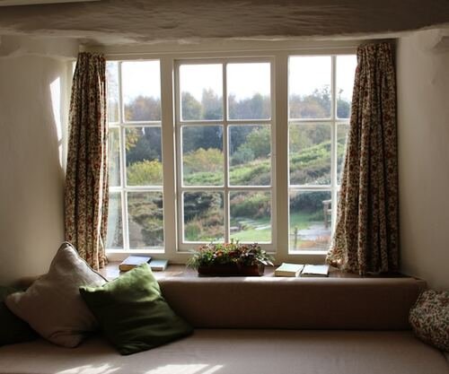 Best Windows for Natural Light – A Smart Guide for Homeowners Considering Window Replacement